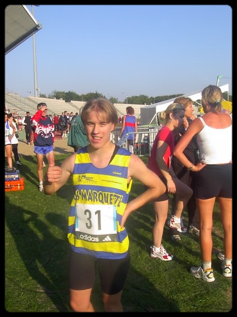 Melinda satisfaite de sa course