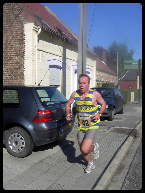 Arnaud Maes sur le parcours du 6,5 km